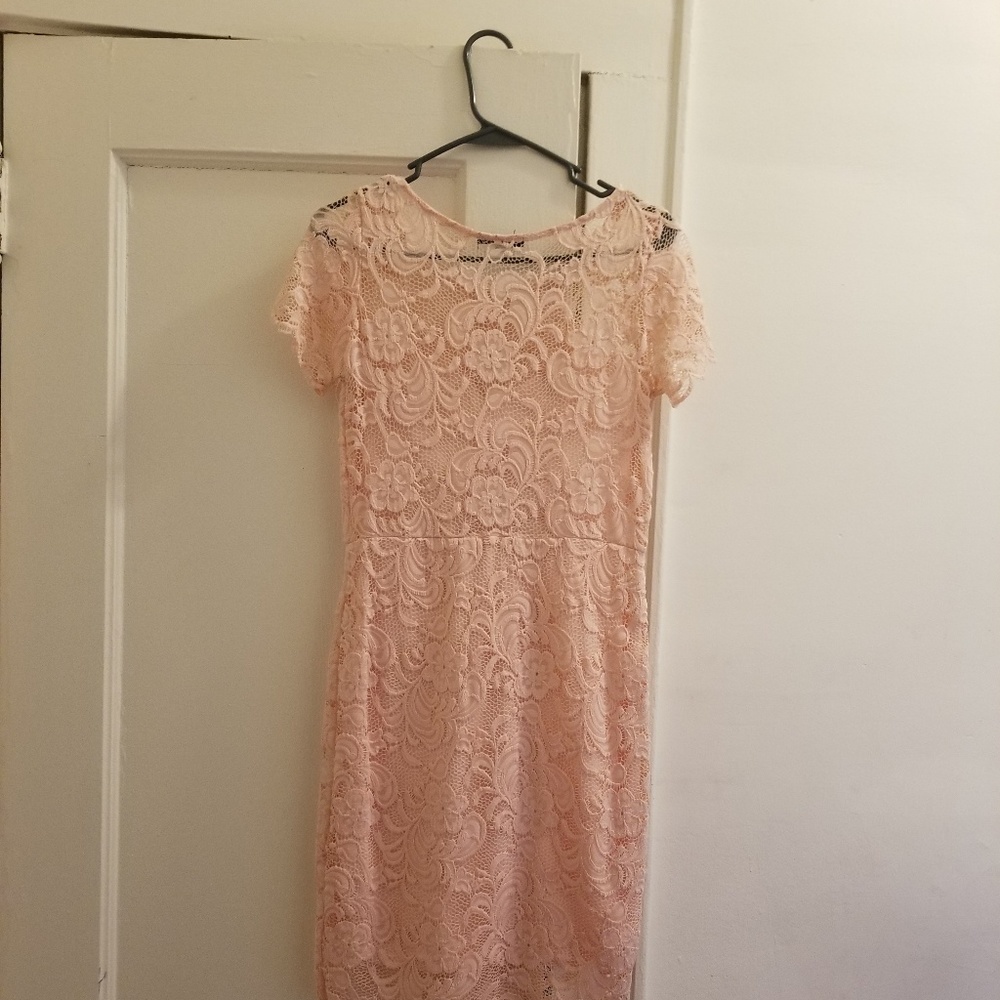 Dress - Picture 3 of 3